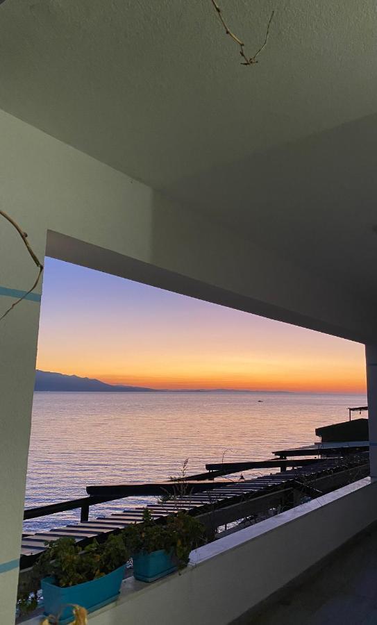 Fabeno Villa Sarandë Exterior foto
