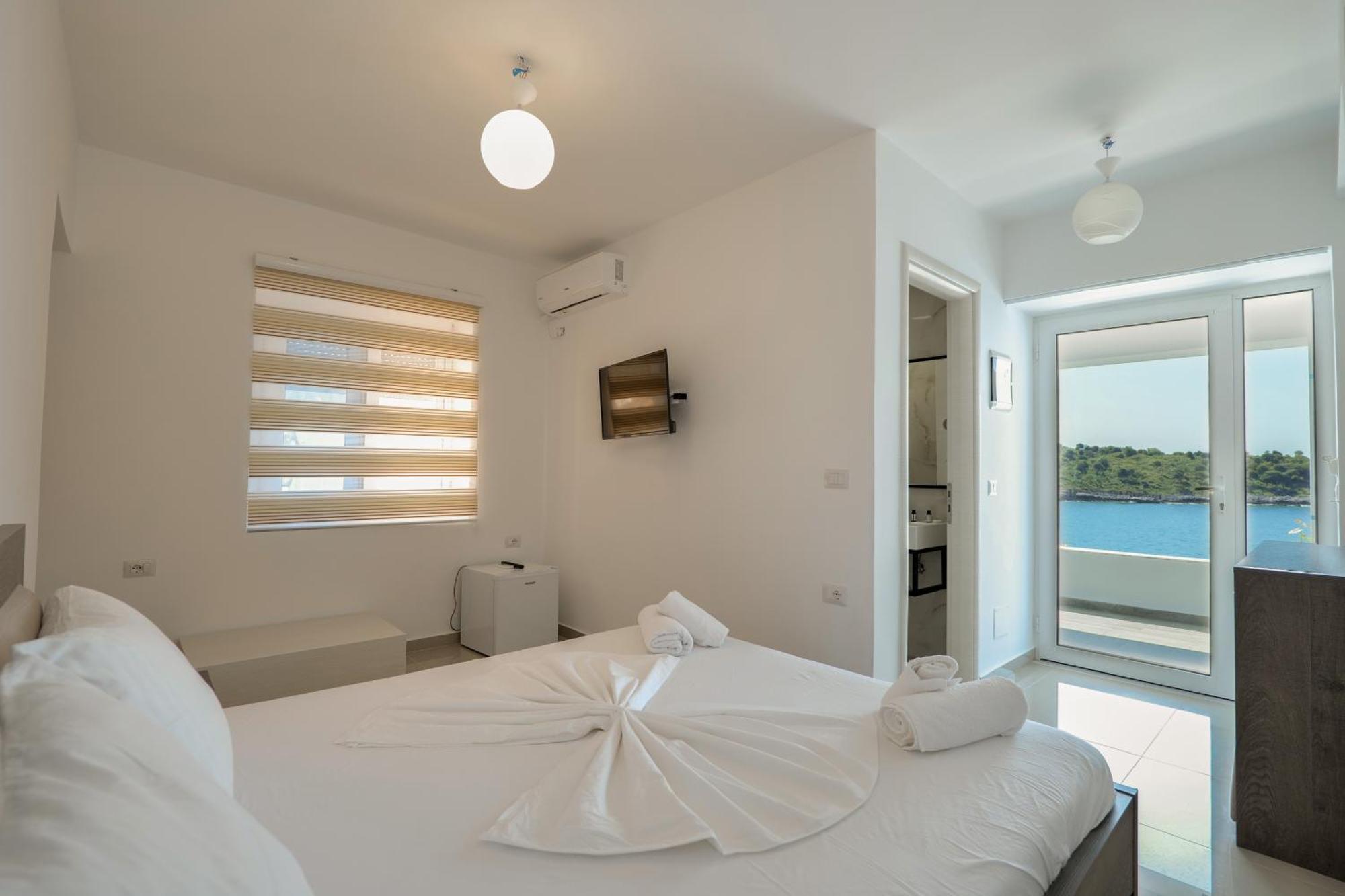 Fabeno Villa Sarandë Exterior foto